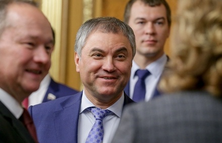 СМИ: Володин предложил повысить зарплату вице-спикерам и главам комитетов Госдумы
