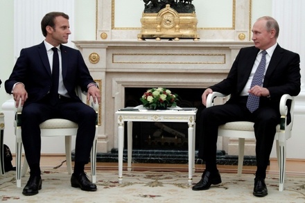 Владимир Путин обсудил с Эммануэлем Макроном Украину и Сирию