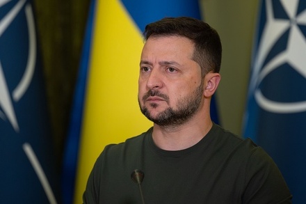 Сенатор Цеков заявил, что Владимира Зеленского свергнет народ Украины