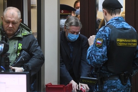 Суд не поверил адвокатам Ефремова о нахождении артиста на пассажирском сиденье