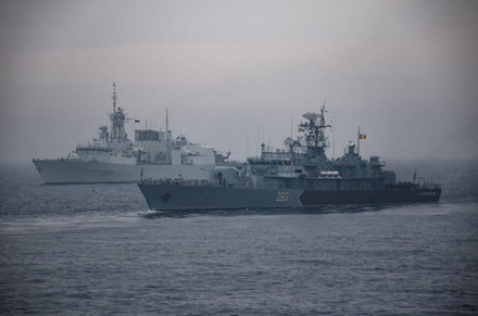 Россия пообещала ответить НАТО на активность в Чёрном море