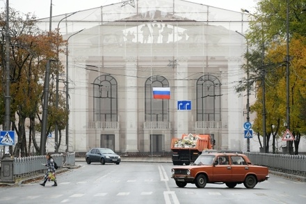 Петербургские специалисты приступили к восстановлению драмтеатра в Мариуполе