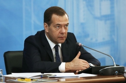 Медведев назвал придурком главу Службы безопасности Украины