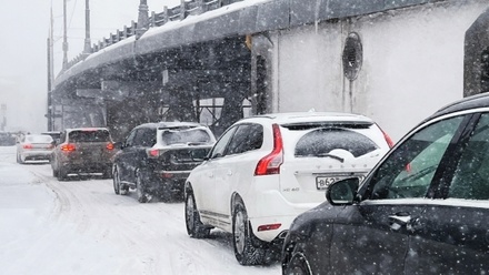 Синоптики назвали сроки завершения снегопада в Москве