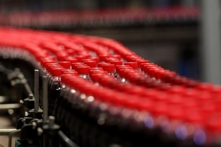 Coca-Cola и PepsiCo приостанавливают деятельность в России