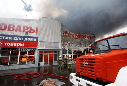 Открытое горение на рынке под Ростовом ликвидировано
