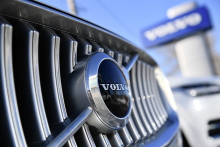 СМИ узнали об отключении Volvo российских автовладельцев от ПО