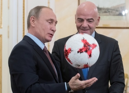 Владимир Путин пообещал главе FIFA подготовить стадионы к ЧМ-2018