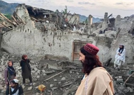 Число погибших при землетрясении в Афганистане выросло до 1,5 тыс.