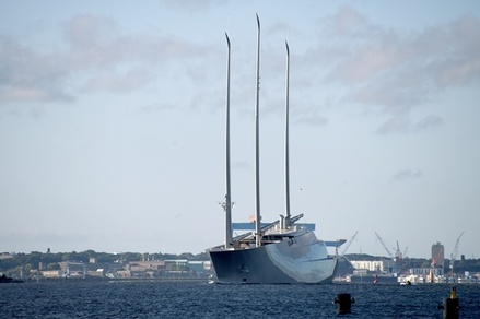В Гибралтаре арестована крупнейшая в мире яхта российского миллиардера