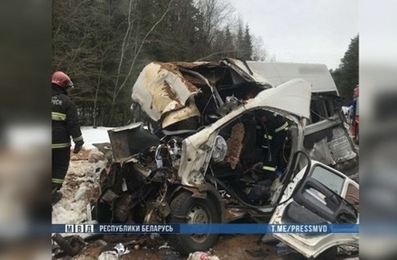 В аварии с маршрутным такси в Белоруссии погибли 11 человек