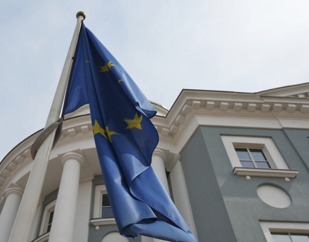 ЕС продлил действие индивидуальных санкций против РФ и анонсировал новые