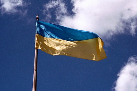 Порошенко предрёк поднятие украинского флага во всех городах и сёлах Донбасса