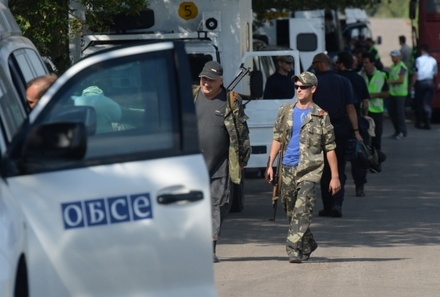 Группа наблюдателей ОБСЕ попала под обстрел возле Донецка