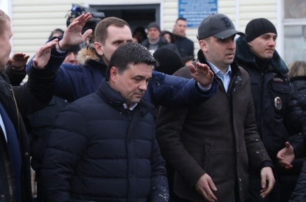 Воробьёв начал совещание с инициативной группой по ситуации на полигоне «Ядрово»