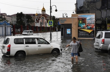 Во Владивостоке за полдня выпала почти половина месячной нормы осадков