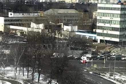 Вертолёт забрал троих пострадавших детей в ДТП на юге Москвы