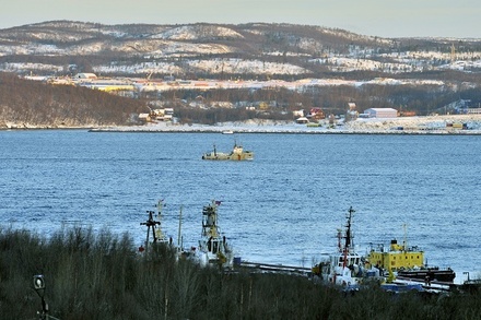 Плавдок в Мурманске затонул на глубине до 30 метров