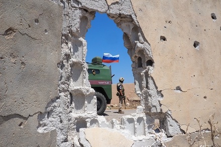 Трое российских военных пострадали при взрыве в Сирии