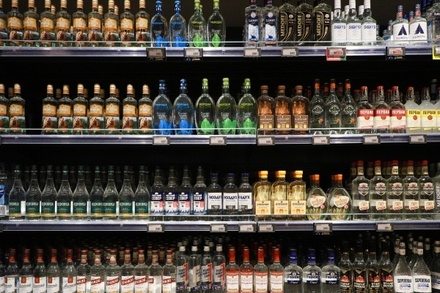 В России зафиксировано падение продаж крепкого алкоголя