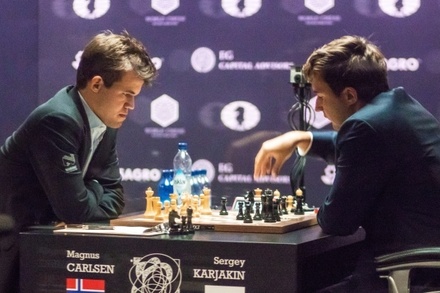 Шахматисты Карякин и Карлсен 5 раз сыграли вничью в матче за звание чемпиона мира