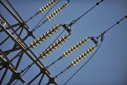 Киев прекратил поставки электричества на неподконтрольные территории Донбасса