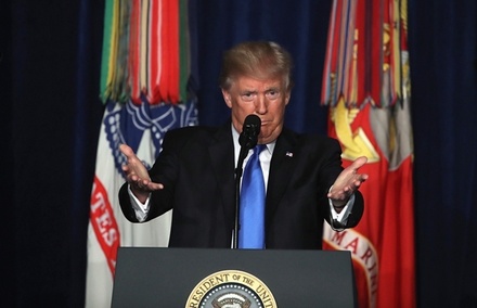 Дональд Трамп помиловал шерифа, который охотился на мигрантов