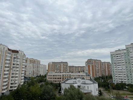 Жители юго-востока Москвы сообщили о запахе гари в воздухе