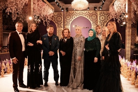 Татьяна Навка назвала событием для мира моды показ коллекции дочери Кадырова в Москве