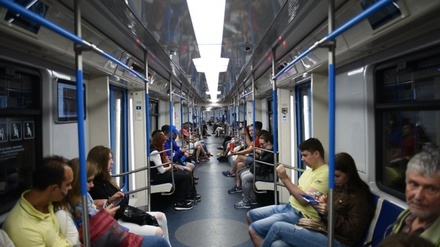 Ликсутов опроверг информацию о выключенных кондиционерах в метро