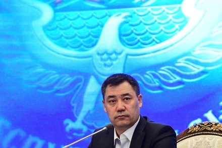 Суд Киргизии оправдал и.о. президента по делу о попытке захвата власти