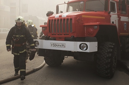 Три человека погибли при пожаре в Саратовской области