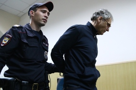 СМИ сообщают об этапировании Александра Хорошавина в Южно-Сахалинск