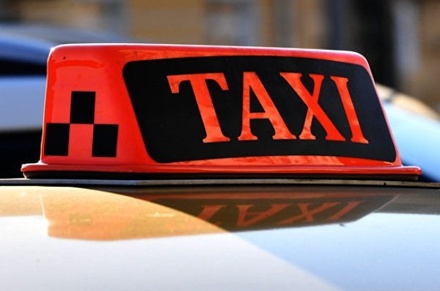 Дептранс насчитал 820 тысяч поездок на такси в Москве в день