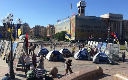В центре Киева задержали одного из организаторов палаточного лагеря