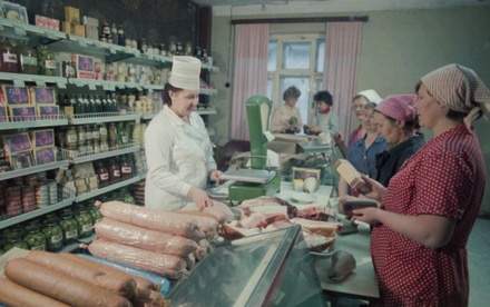 В Госдуме предложили вернуть советскую колбасу и хлеб на прилавки