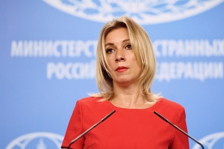 Захарова назвала фейком слухи о планах дипломатов РФ попросить убежище в США