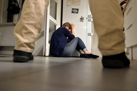 Юрист пожаловалась на изъяны в системе правовой защиты жертв домашнего насилия РФ