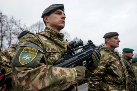 В НАТО призвали создать «военный Шенген»