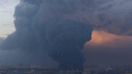 Площадь пожара в Петербурге достигла 10 тысяч квадратных метров