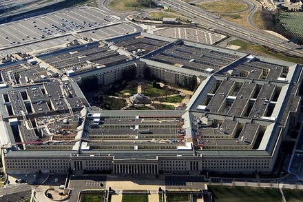 Шеф Пентагона заявил о нежелании соперничать с Китаем и Россией