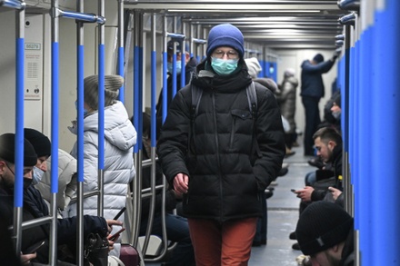 В Минздраве призвали россиян снова носить медицинские маски