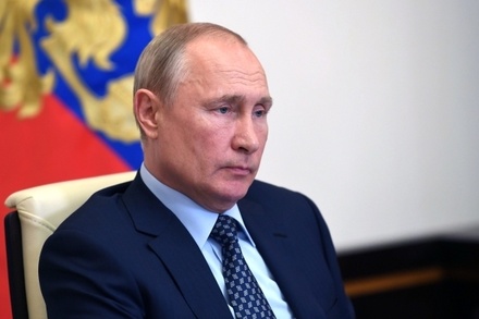 Владимир Путин назвал ситуацию с COVID-19 стабилизирующейся