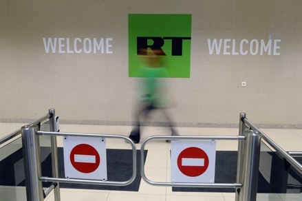 Телеканал RT исключили из двух сетей вещания в США