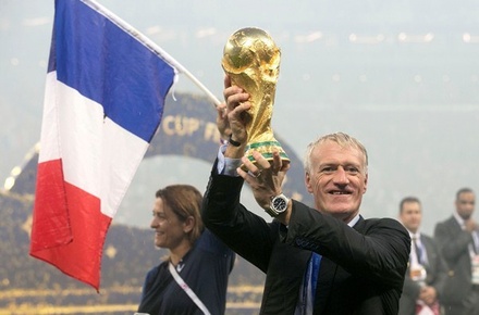 FIFA признала француза Дидье Дешама тренером года