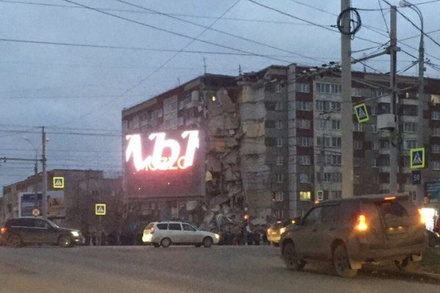 В Ижевске частично обрушился 9-этажный жилой дом