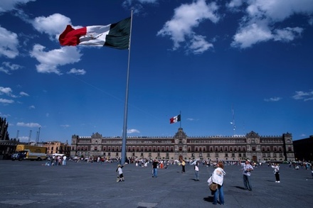 Президент Мексики предрёк стране непростые времена из-за осложнения отношений с США