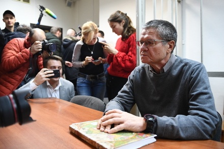 Защита Алексея Улюкаева просит суд об оправдательном приговоре