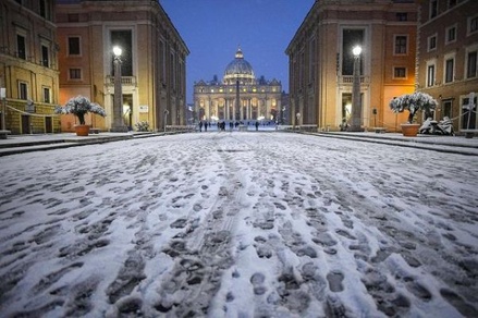 В Риме выпал снег