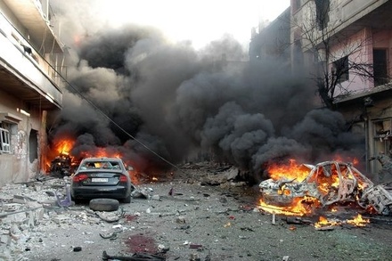 Около 100 человек погибли во время серии терактов в Сирии
